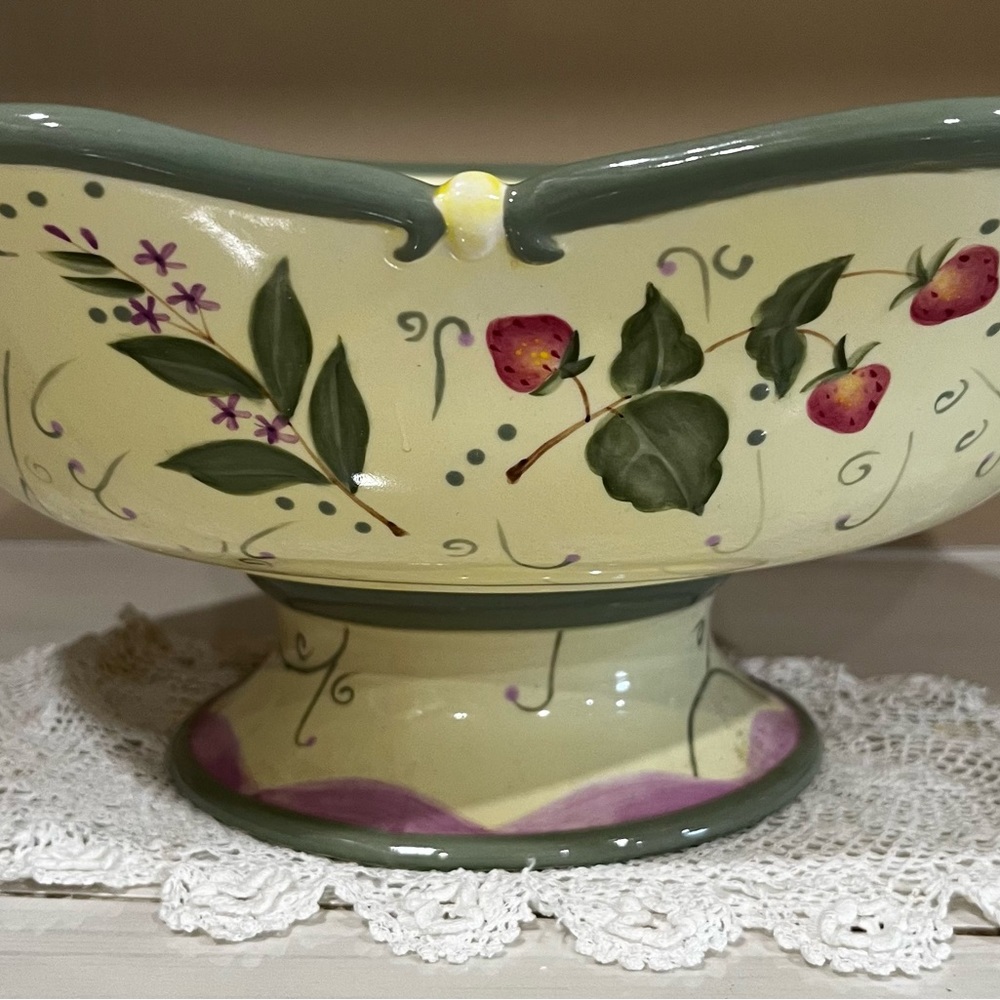 Partylite Large Pedestal Bowl Strawberry Design